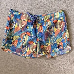 PATAGONIA Wavefarer joy sound blue boardshorts, Sz 2.